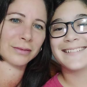 Meet your Posher, Yamila